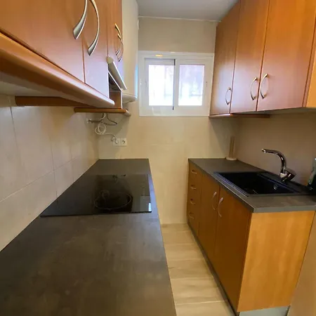 Estudio Con Piscina Y Parking, Playa A 4 Min A Pie, Tren A 2 Min * Fuengirola