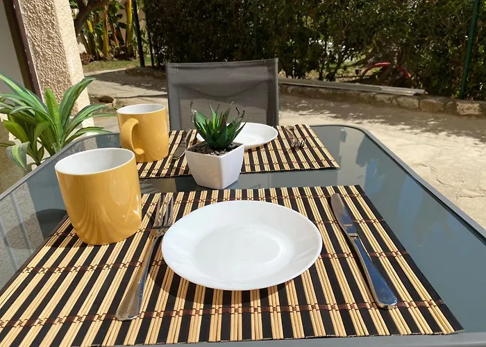 Estudio Con Piscina Y Parking, Playa A 4 Min A Pie, Tren A 2 Min * Fuengirola